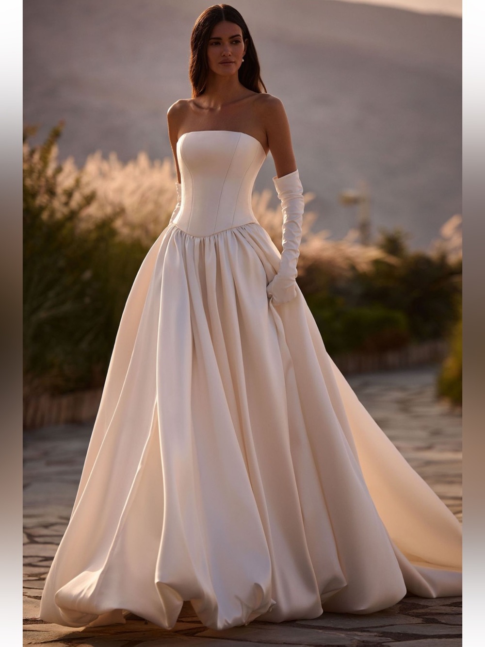 Aveline BNWT Ball Gown Wedding Dress